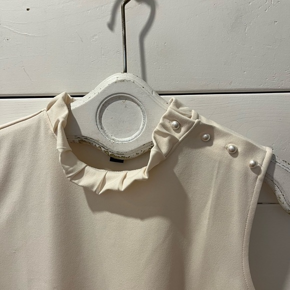 ANN TAYLOR Sleeveless Ruffle Top – Size S - Picture 6 of 8